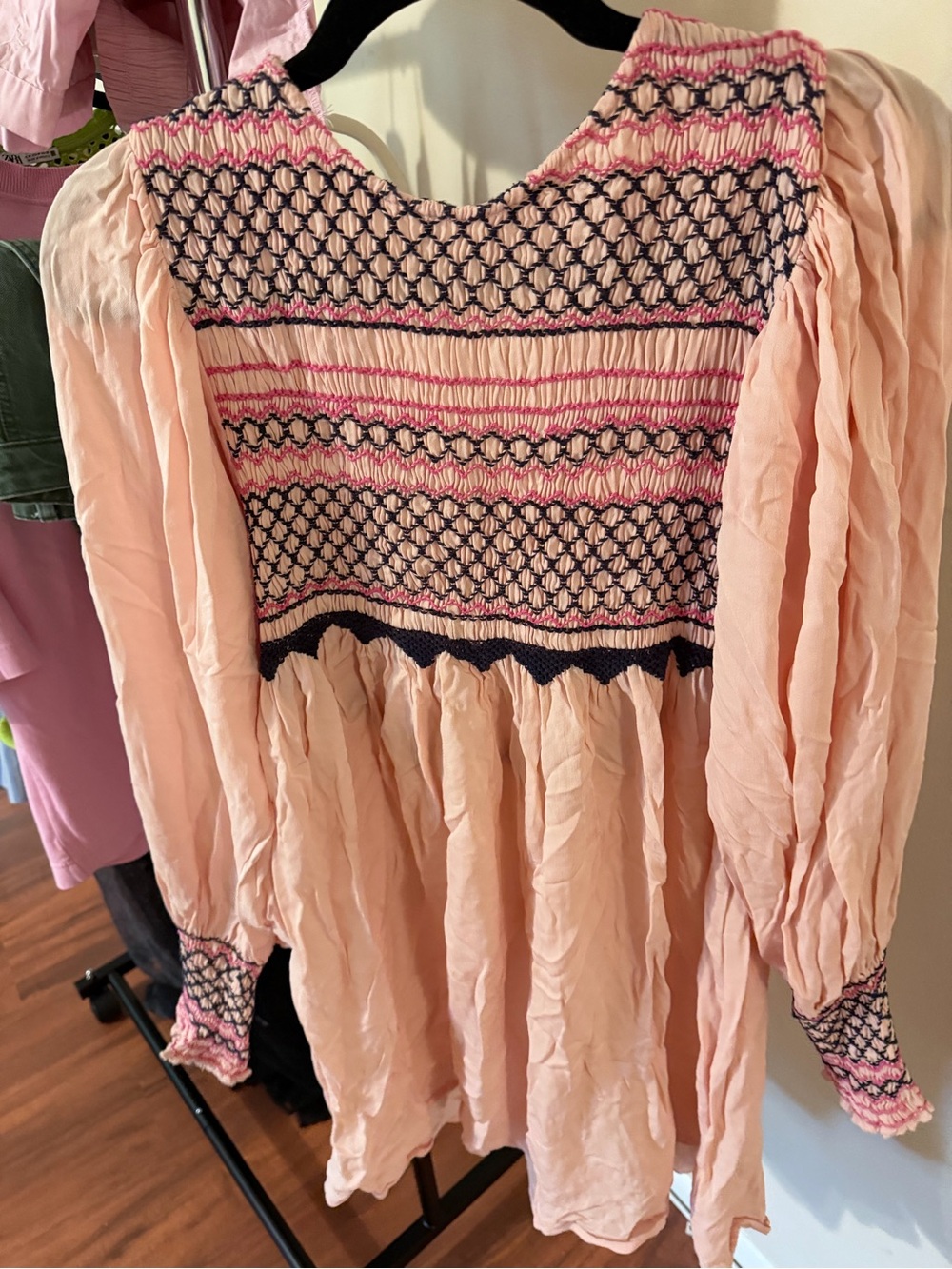 Smocked Balloon-Sleeve Peasant Top - Light Pink